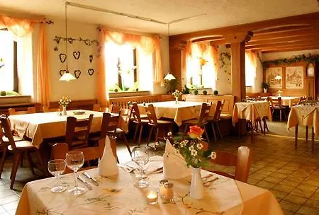 Roessle 2* Fribourg im Breisgau