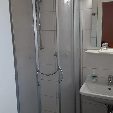 Rössle Hotel 2*